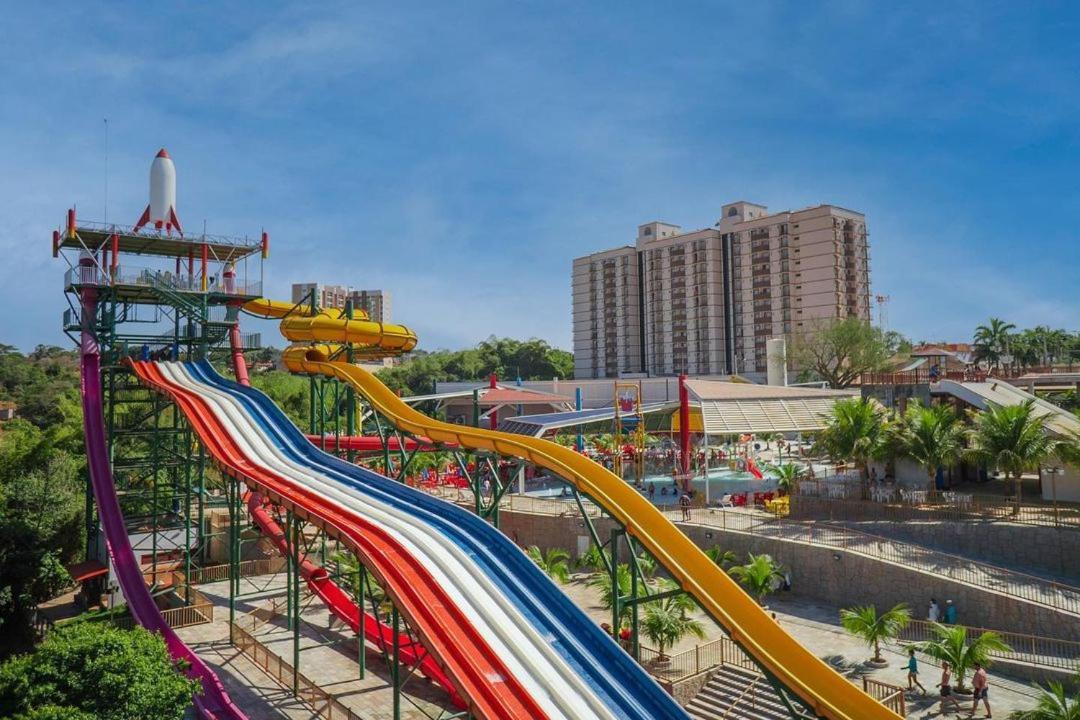 Hotel Spazzio Diroma Cafe Da Manha E Acesso Ao Acqua Park Caldas Novas Exteriör bild