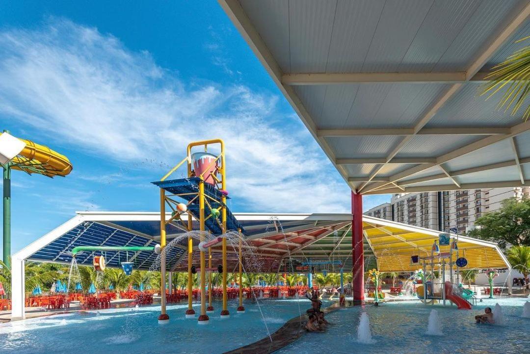 Hotel Spazzio Diroma Cafe Da Manha E Acesso Ao Acqua Park Caldas Novas Exteriör bild